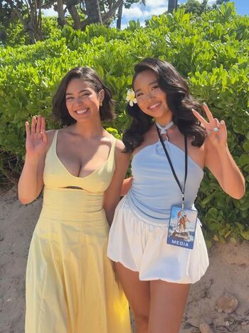 Full leaked Auli i cravalho private photo