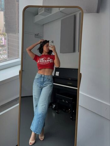 Full leaked Auli i cravalho private photo