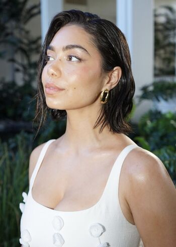 Full leaked Aulii cravalho private photo