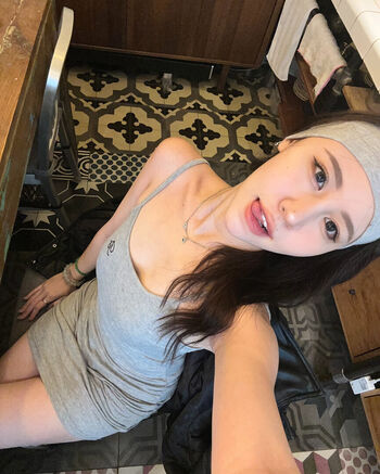 Full leaked Aurelia vizal page private onlyfans photo