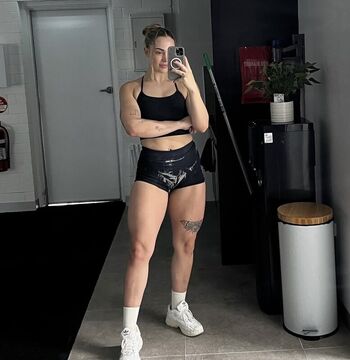 Full leaked Aussie gym baddies private photo