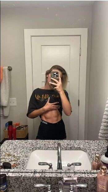 Full leaked Autumnannofficial private onlyfans photo