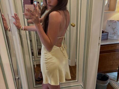 Full leaked Ava cooper page private photo