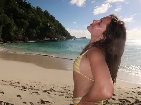 Full leaked Ava cooper private photo