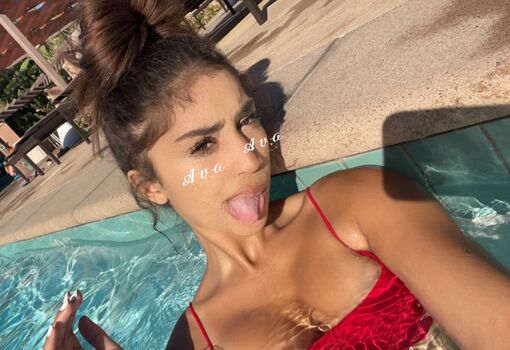 Ava Justin