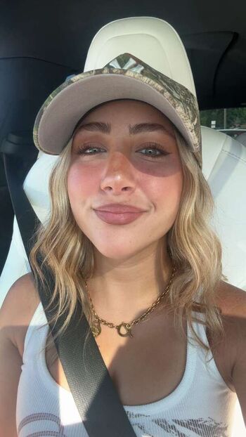 Full leaked Ava kolker page private photo