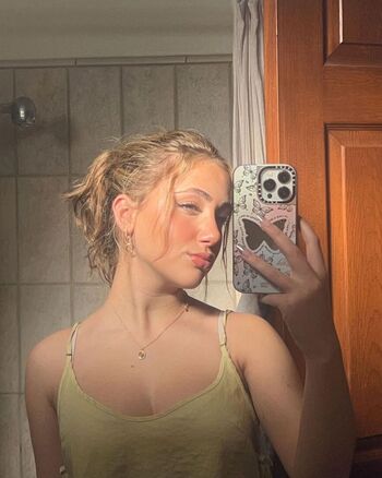 Full leaked Ava kolker  page private photo