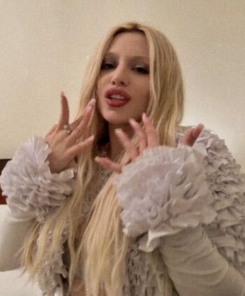 Full leaked Ava max private onlyfans photo