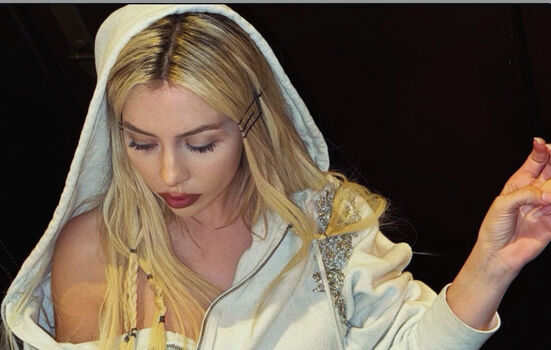 Full leaked Ava max  page private photo