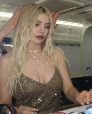 Full leaked Ava max  page private photo