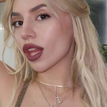 Full leaked Ava max private photo