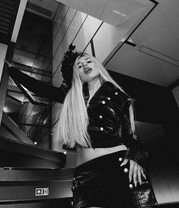Full leaked Ava max private photo