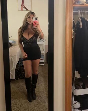 Full leaked Ava schillaci private onlyfans photo