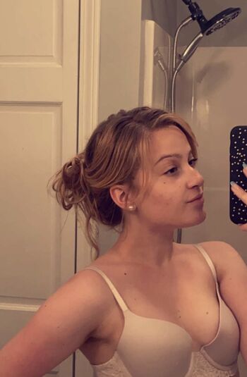 Full leaked Ava sprague private photo