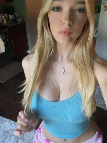 Full leaked Ava page private photo