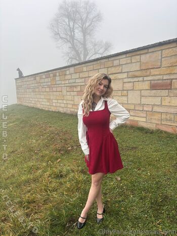 Full leaked Avaa lynn page private onlyfans photo