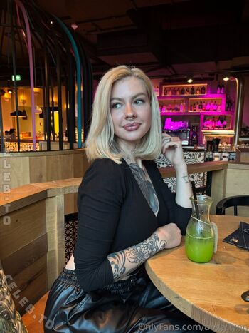 Full leaked Avaa lynn page private onlyfans photo