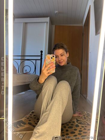 Full leaked Avaa lynn private onlyfans photo