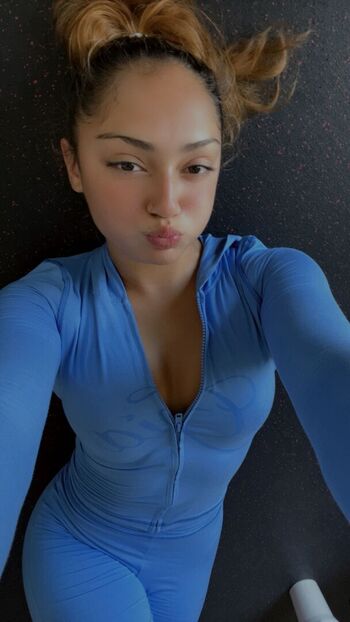 Full leaked Avani gregg private photo