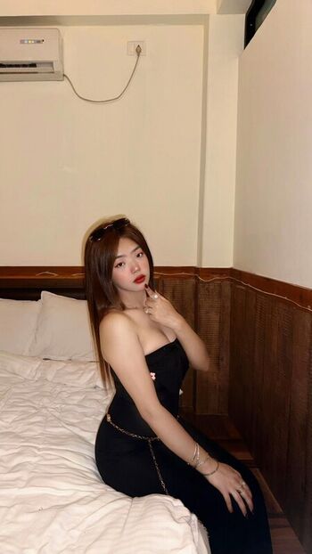 Full leaked Avantika private photo