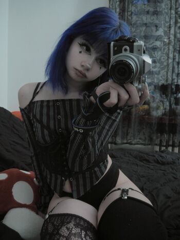 Full leaked Avavme private photo