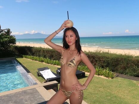 Full leaked Avazengg private photo