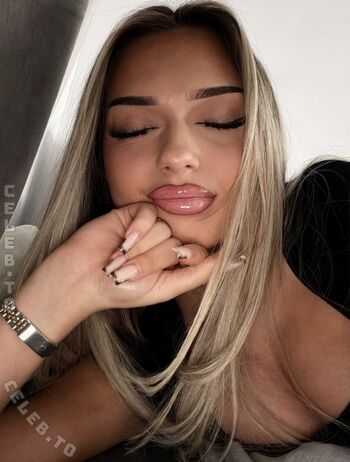 Full leaked Avendaaxs private photo