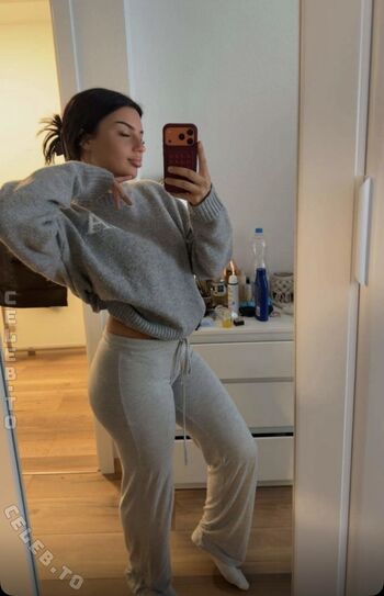 Full leaked Avendaaxs private photo