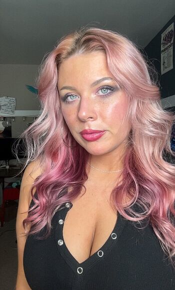 Full leaked Averageallison page private onlyfans photo