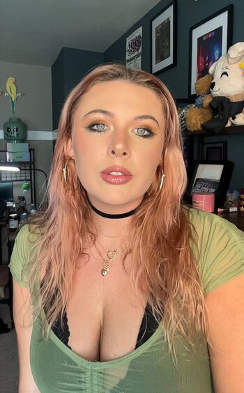 Full leaked Averageallison private onlyfans photo