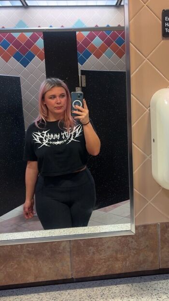 Full leaked Averageallison private photo