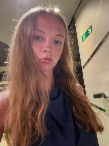Full leaked Avery shipp private photo