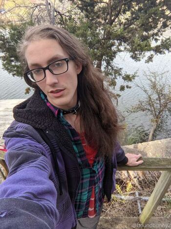 Full leaked Avery starling private onlyfans photo