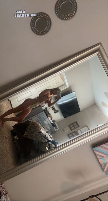 Full leaked Avery t private photo