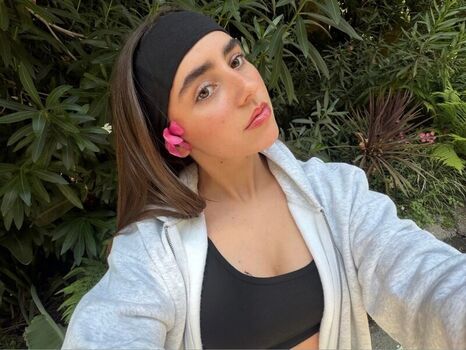 Full leaked Avia butler page private photo