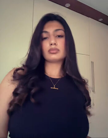 Full leaked Avneet kaur private photo
