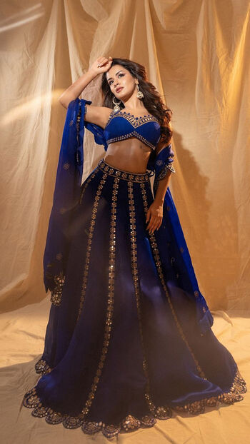 Full leaked Avneetkaur private onlyfans photo