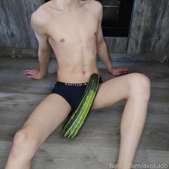 Full leaked Avokado page private photo
