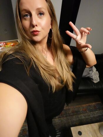 Full leaked Awalmartparkinglott private onlyfans photo