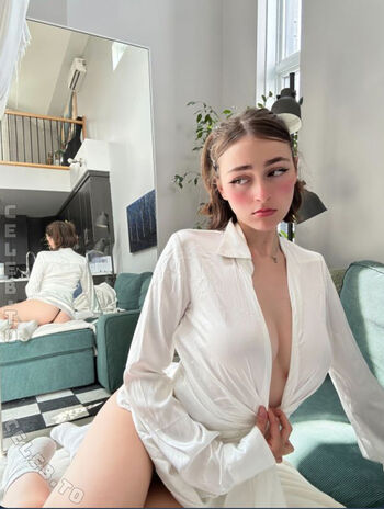 Full leaked Awholelottazozo private onlyfans photo