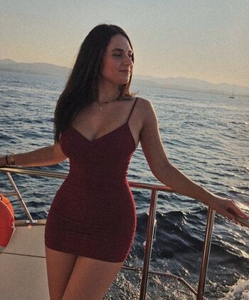 Full leaked Axelle kaller private photo