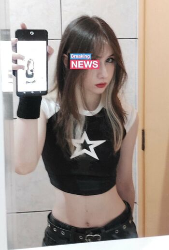 Full leaked Ayand private photo