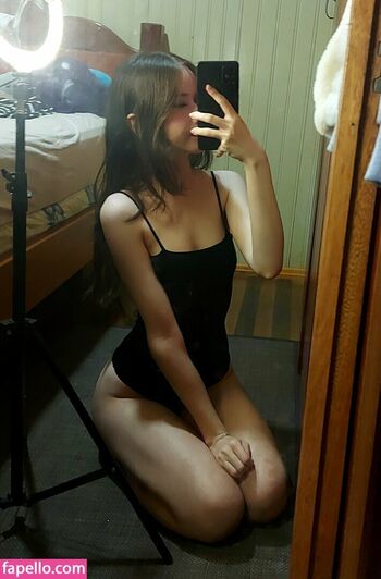 Full leaked Ayand private photo