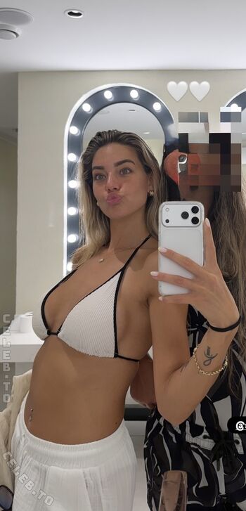 Full leaked Aycan yanac private photo