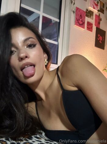 Full leaked Aydaniela private photo