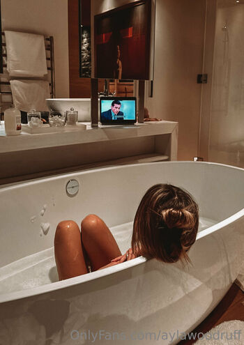 Full leaked Aylawoodruff private photo