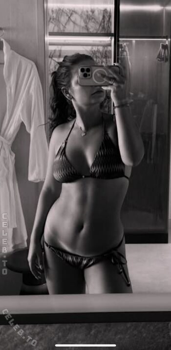 Full leaked Aylinabr private photo