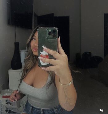 Full leaked Aysia phan private photo