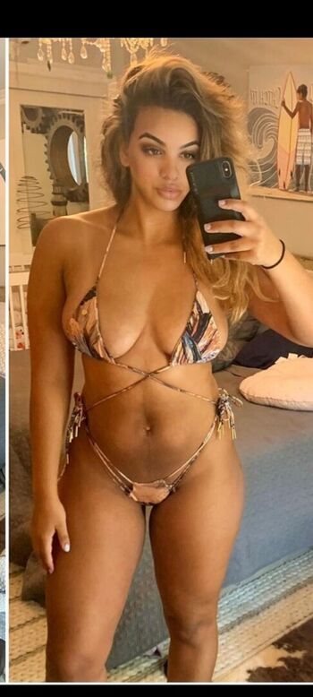 Full leaked Aysiavernell private onlyfans photo