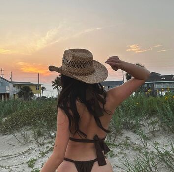 Full leaked Aytdao private onlyfans photo